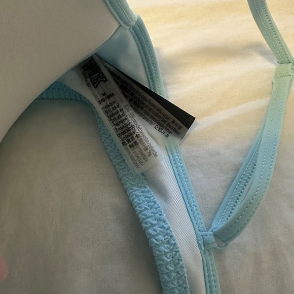 Victoria Secret Bikini Set - Picture 3 of 3